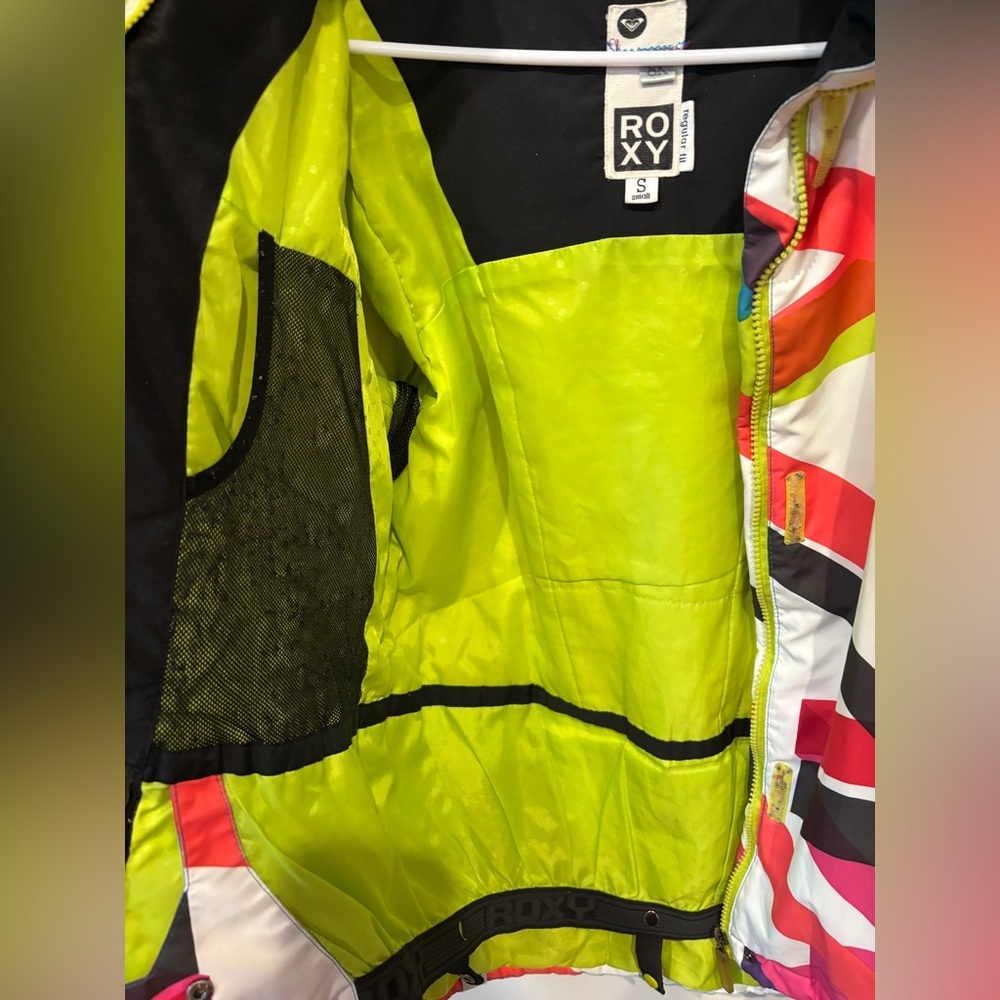 Roxy Colorful Geometric Ski Jacket - Picture 3 of 5